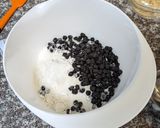 A picture of step 1 of Vegan: Blueberry Beer Bread.