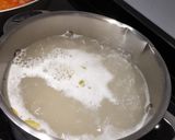 Foto del paso 2 de la receta Dorada con salsa de tomate y cilantro y arroz basmati