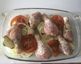 Foto del paso 2 de la receta: Muslos de pollo al horno con verduras