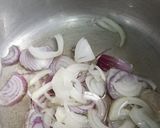 A picture of step 1 of Tarka rice.