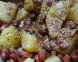 A picture of step 3 of Masala Aalo peanut.