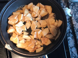 Manzanas caramelizadas con canela
