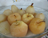 Foto del paso 2 de la receta: Manzanas y peras hervidas en almíbar dietético