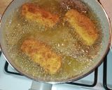 Sonkás-sajtos gombatekercs rántva recept fázis 3 fotója