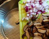 Φωτογραφία βήματος 4 της συνταγής Yaki Udon Stir Fry με λαχανικά και μπέικον C&G