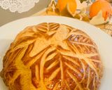 Une image de l'étape 5 de Galette des Rois frangipane.