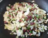 Foto del paso 2 de la receta: Salmón a la plancha con guarnición de setas y tortilla