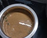 A picture of step 2 of Special elaichi chai.