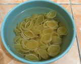 Foto langkah ke 2 dari resep Mushroom Ball Soup.