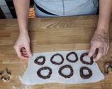 Foto del passaggio 11 della ricetta Pandizenzero al cioccolato bianco e nocciole