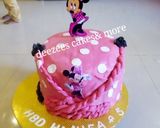 A picture of step 1 of Fondant cake.