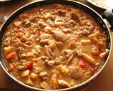 Foto del paso 8 de la receta: Patada deshueseada de pollos, en bandada, a hortalizas y demases