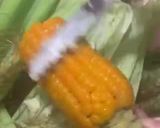A picture of step 2 of Sweet buttered corn on the cob.