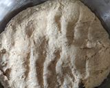 A picture of step 1 of Peas parantha.