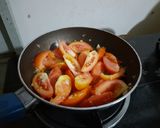 Hình bước làm 4 của món Canh nấm đậu hũ chua cay (chay)