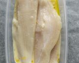Foto del paso 1 de la receta: Filetes de merluza a la andaluza