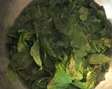 Une image de l'étape 3 de Sirop de menthe maison avec la menthe du jardin.