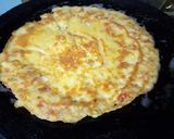 A picture of step 5 of Omelette.