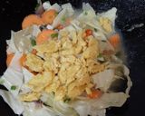 Foto langkah ke 4 dari resep Mie Goreng.