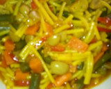 Foto del paso 9 de la receta: Fideos con verduras de temporada (vegano)