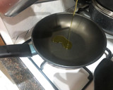 Foto del paso 3 de la receta: Guisado de rape y merluza