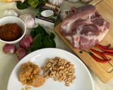 รูปขั้นตอนการทำที่ 1 ของ พะแนงหมู 🐷 (ทำเองได้ ไม่ยาก)
