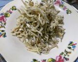Foto langkah ke 2 dari resep Oseng daun pepaya teri jos.
