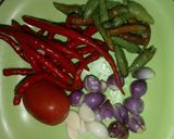 Foto langkah ke 1 dari resep Sambal Merah Rebus.
