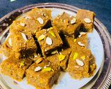 मोहनथाल विथ जागरी (mohanthal with jaggery recipe in Hindi) रेसिपी चरण 11 फोटो
