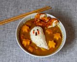 A picture of step 5 of Ghosty chicken katsu curry.