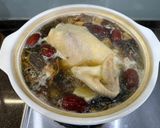 羊肚菌燉雞湯的食譜步驟3照片