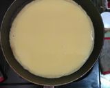 Foto langkah ke 4 dari resep Pie Susu Teflon Ekonomis Anti Gagal (takaran sendok).