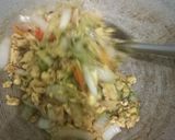 Foto langkah ke 6 dari resep Orak Arik Telur Sawi Putih.