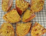 Foto langkah ke 28 dari resep Kunyit Wijen Jinten Hitam Chili Flakes Cheese Sourdough Bread (Open Bake Method).