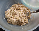 Foto del paso 2 de la receta: Galletitas de avena y banana con chips de chocolate