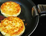 A picture of step 17 of Salmon and Tofu Crab Cake Style.