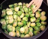 A picture of step 4 of Sauteed Brussels Sprouts.