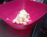 Foto del paso 5 de la receta: Tarta de queso crema y mermelada de frambuesa
