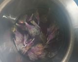 A picture of step 2 of Hibiscus Tea.