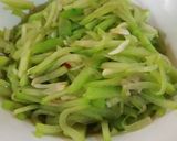 Foto langkah ke 6 dari resep Tumis Labu Siam.