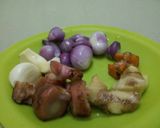 Foto langkah ke 1 dari resep Ayam rica-rica khas Manado by AV Kitchen.