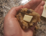 Foto del paso 4 de la receta: Pancitos de queso y aceitunas