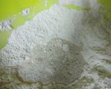 A picture of step 3 of Semolina chapatis.