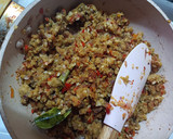 Foto langkah ke 5 dari resep Nasi tutug Oncom sambal Leunca.