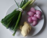 Hình bước làm 4 của món Chân GIÒ rút xương om nước tương