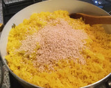 Foto del paso 4 de la receta: Arroz con cúrcuma y sésamo