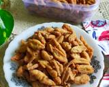 Cara Membuat Kue Bawang Gunting 4