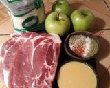 Foto del paso 1 de la receta: Chuletas a la mostaza con salsa de manzanas verdes asadas