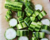 Foto langkah ke 3 dari resep Sayur Bening Bayam Oyong.