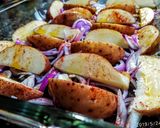 Foto del paso 1 de la receta: PAPAS🥔Al Horno con Muslos🍗de Pollo (Rustidera)...!😍